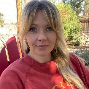 Meet your Posher, Rebekah